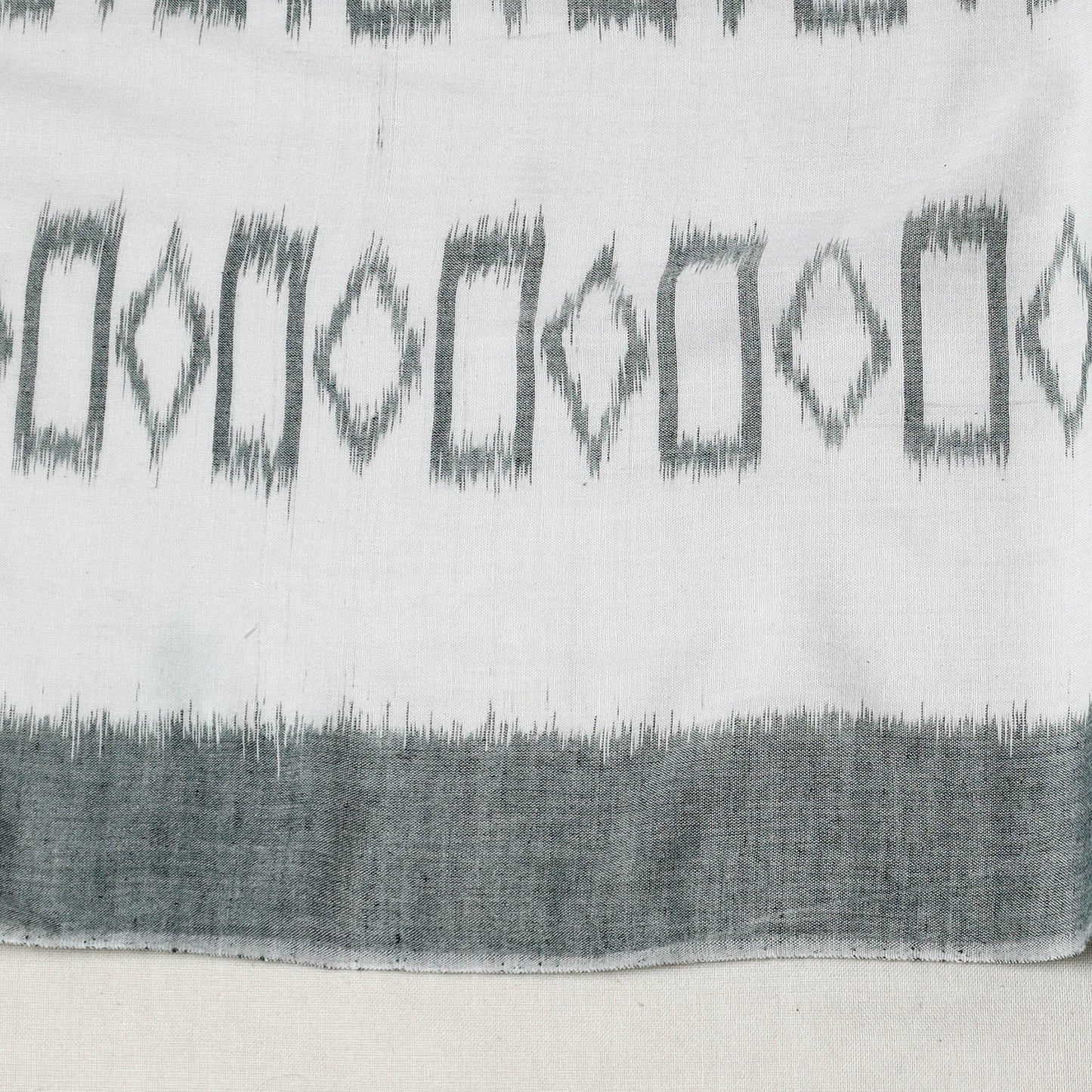  Maniabandha Ikat Weave Handloom Cotton Fabric Online at iTokri.com