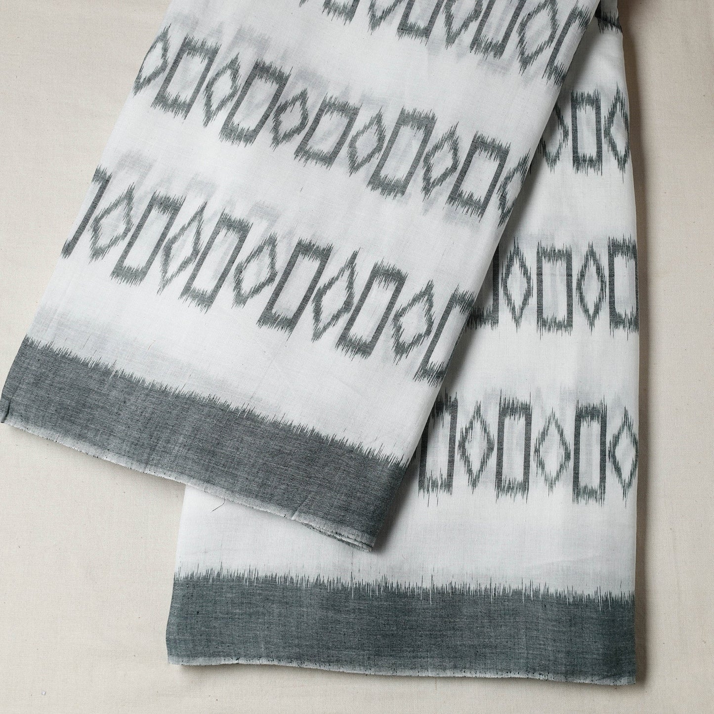  Maniabandha Ikat Weave Handloom Cotton Fabric Online at iTokri.com