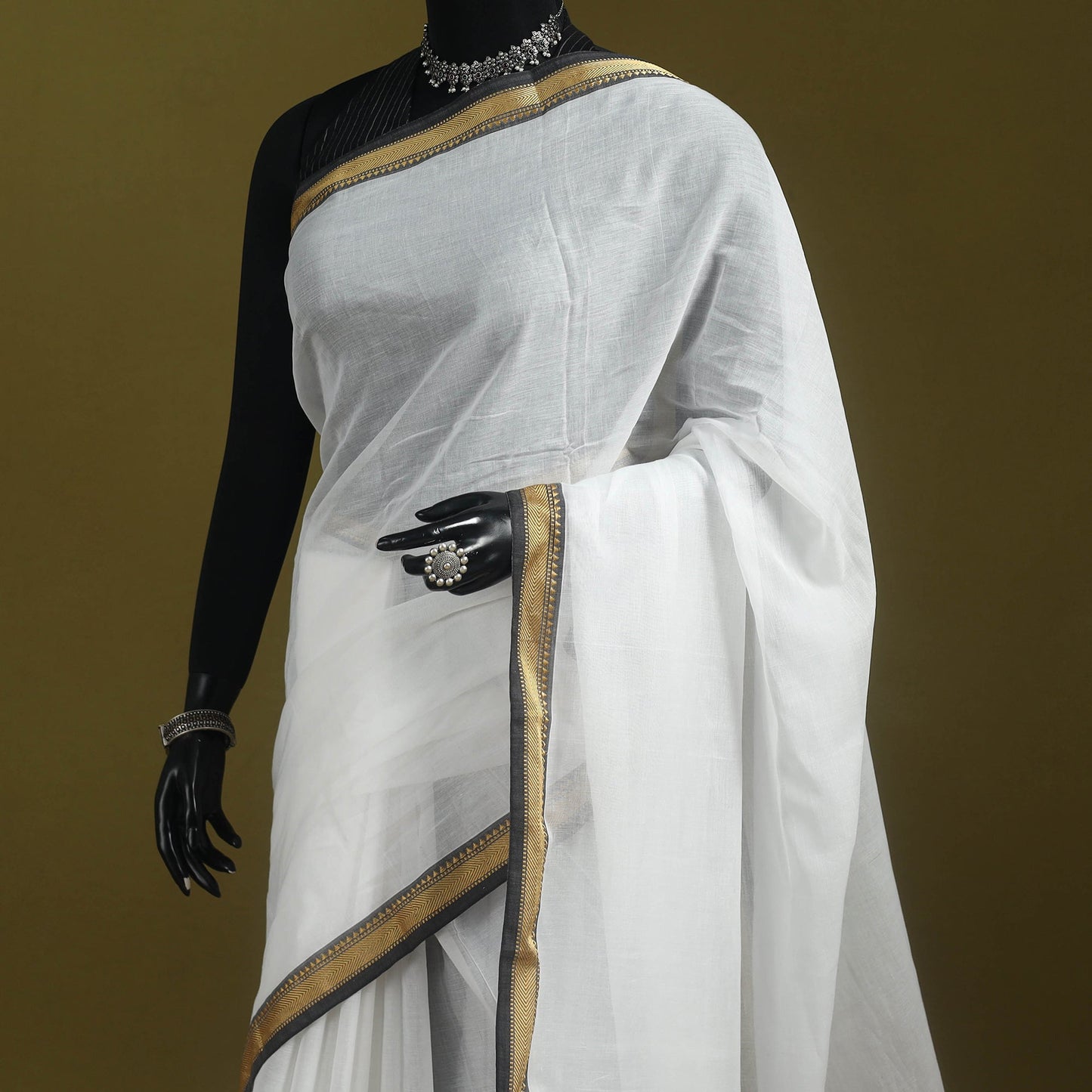 Mercerised cotton dharwad saree with thread border 15