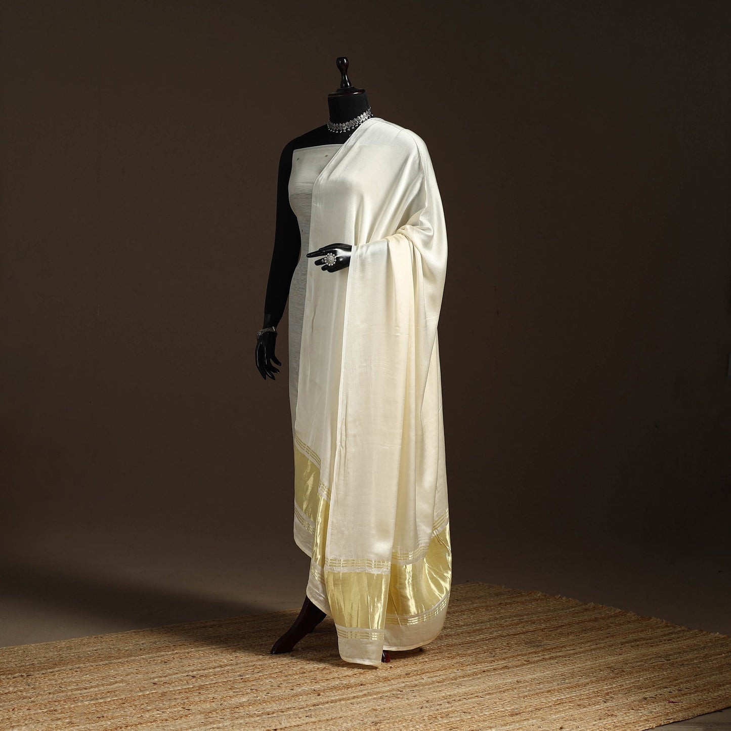 Modal silk natural dyed plain dupatta with lagdi patta 11