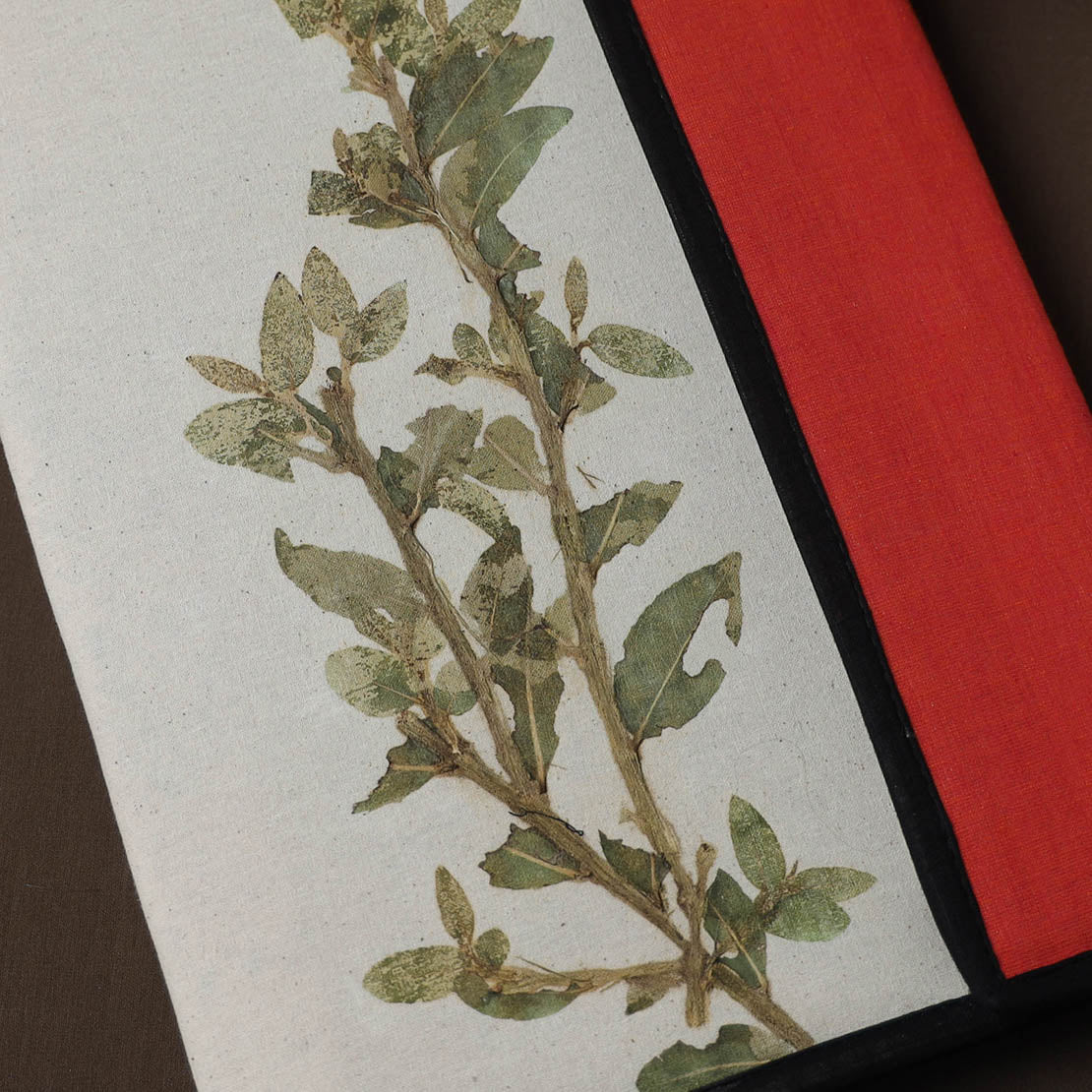 White Natural Leaf Art Work Fabric File Folder