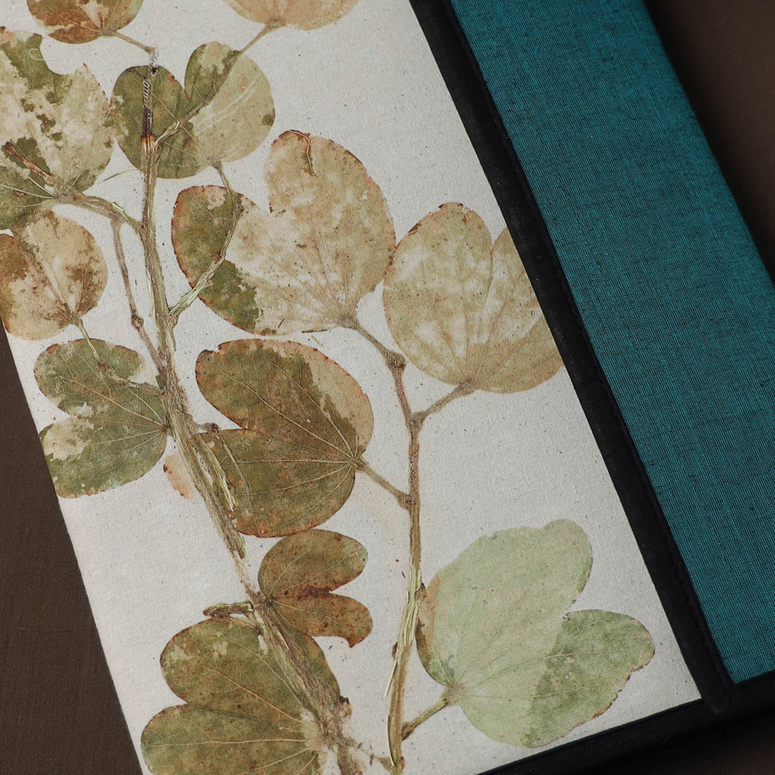 White Natural Leaf Art Work Fabric File Folder