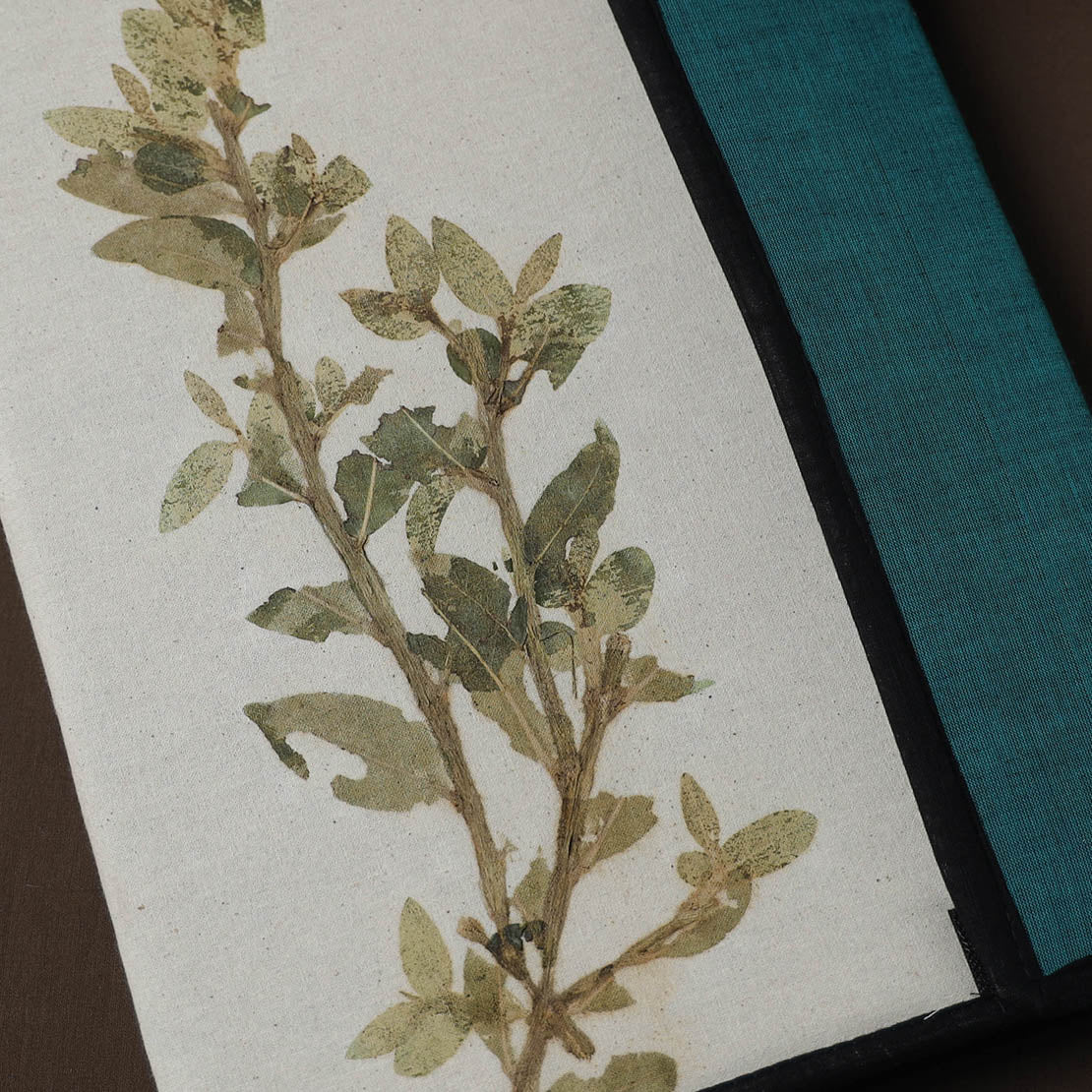 White Natural Leaf Art Work Fabric File Folder