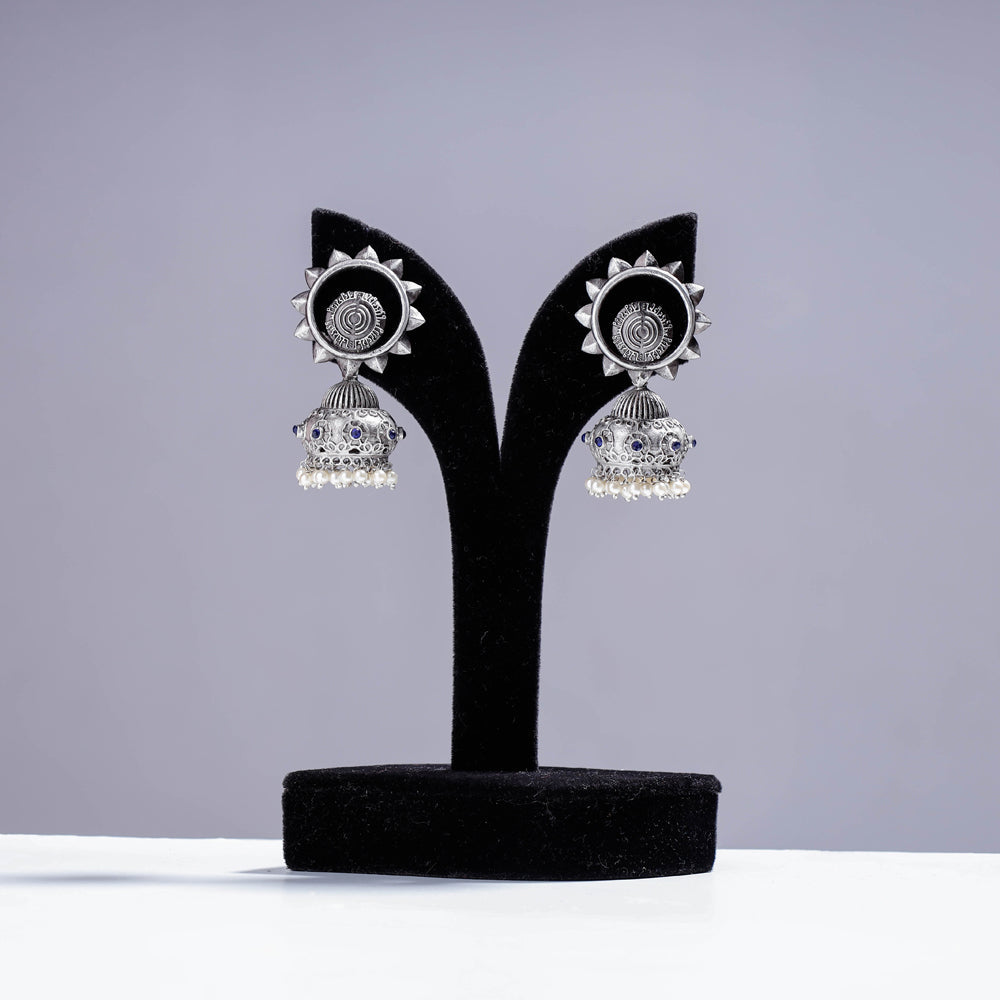 Buy Antique Silver Finish Oxidised Brass Base Jhumki Earrings Online l iTokri.com