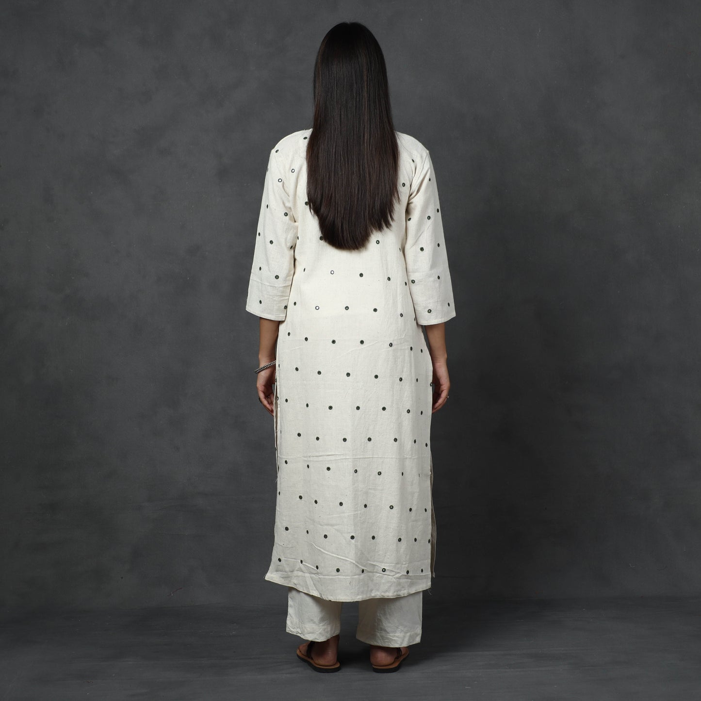 White - Organic Kala Cotton Handloom Mirror Work Long Kurta