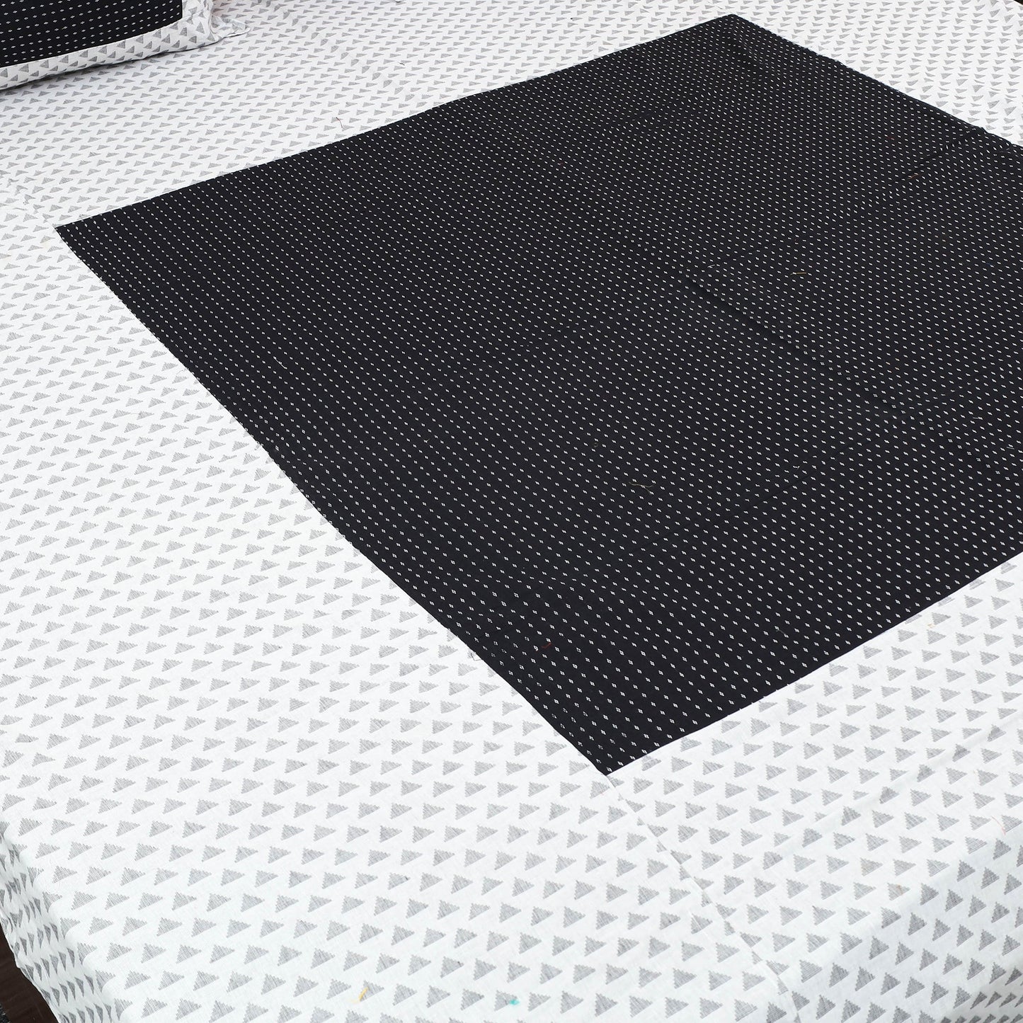 White - patchwork cotton double jacquard bed sheet set 36