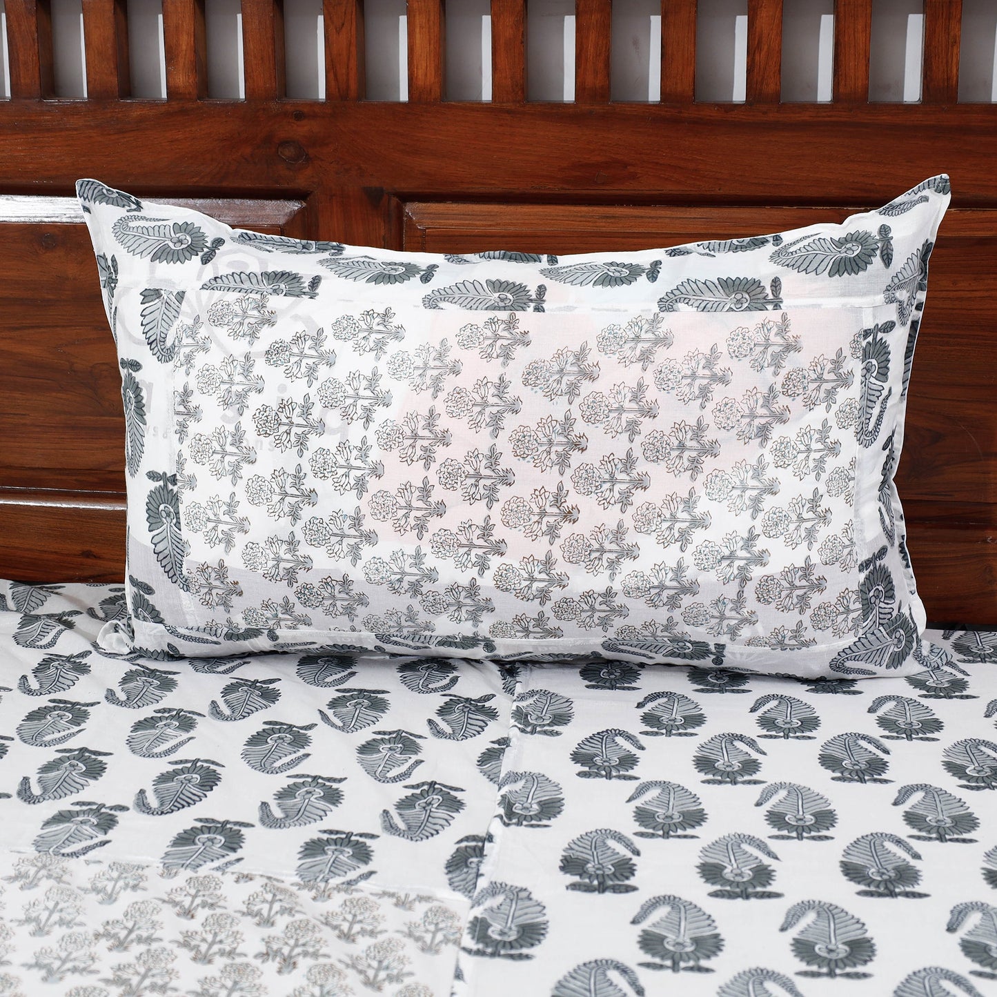 White - Block Print Patchwork Cotton Sanganeri Bed Sheet