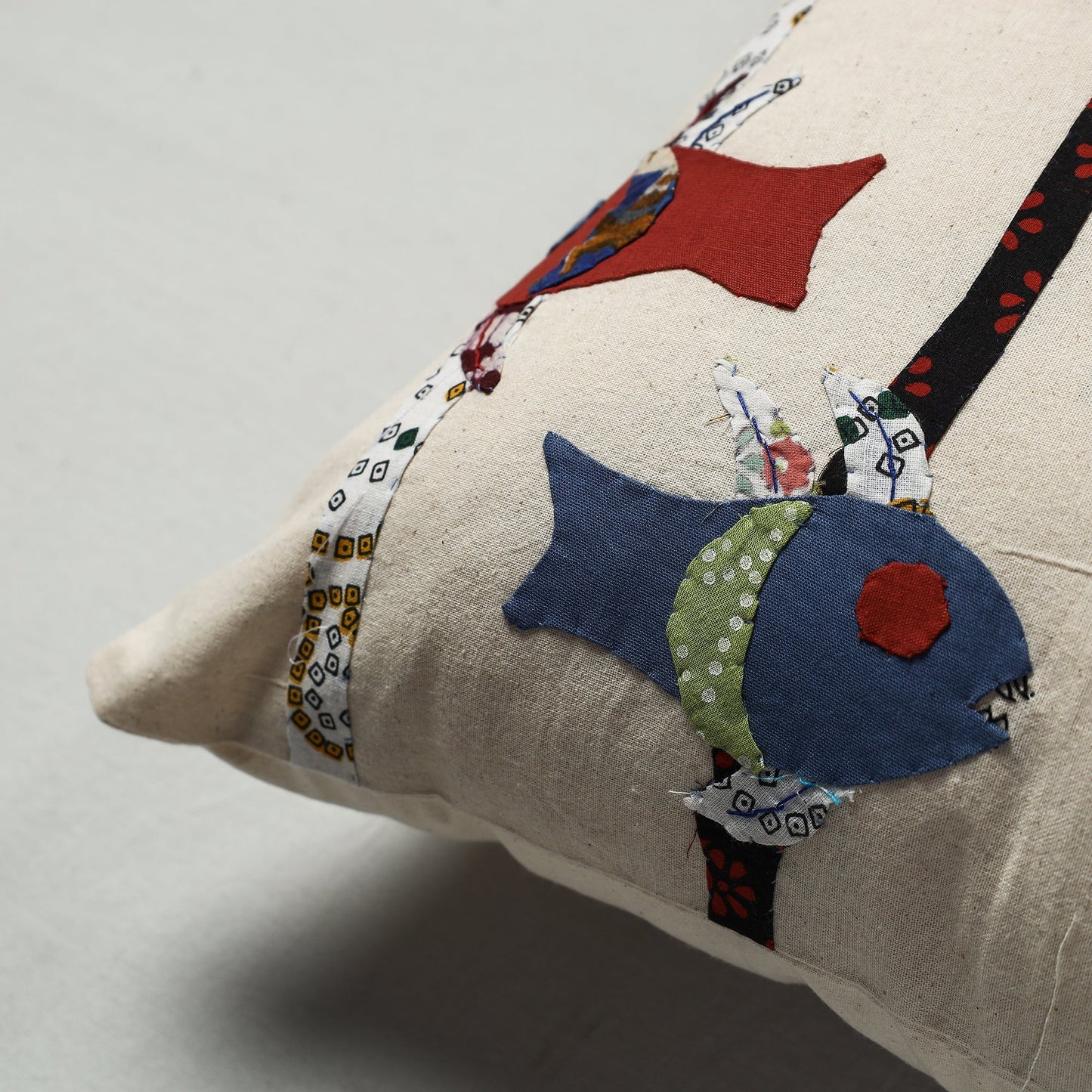 White Pipli Applique Work Cotton Cushion Cover