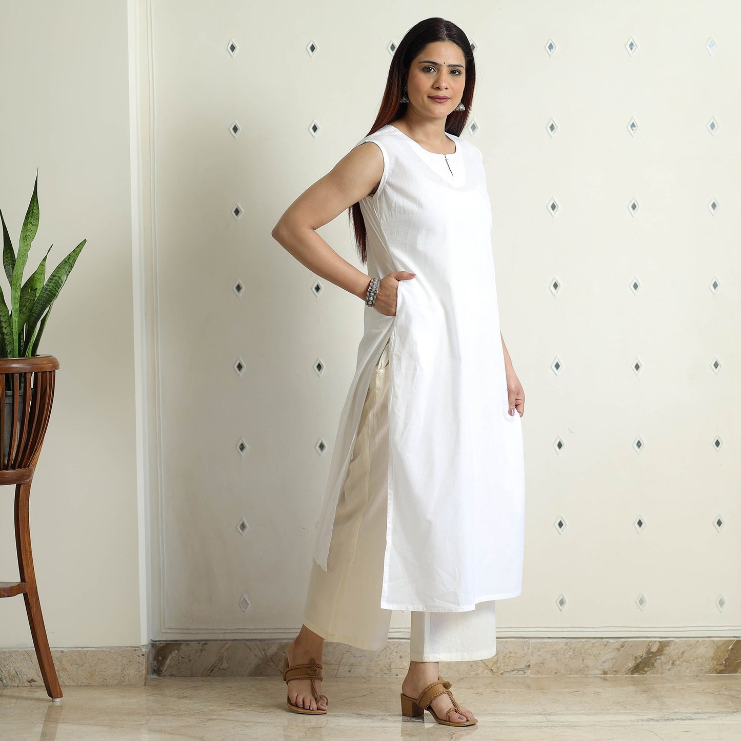 White Plain Cotton Sleeveless Long Straight Kurta for Women