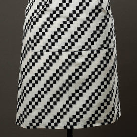 White Pochampally Ikat Weave Cotton Apron with Pocket 