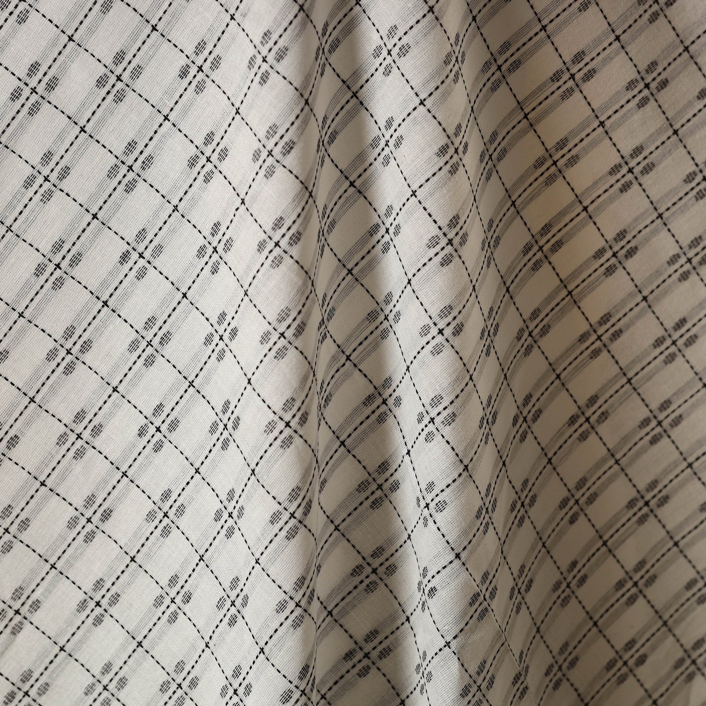 White - prewashed cotton jacquard fabric 35 - handcrafted