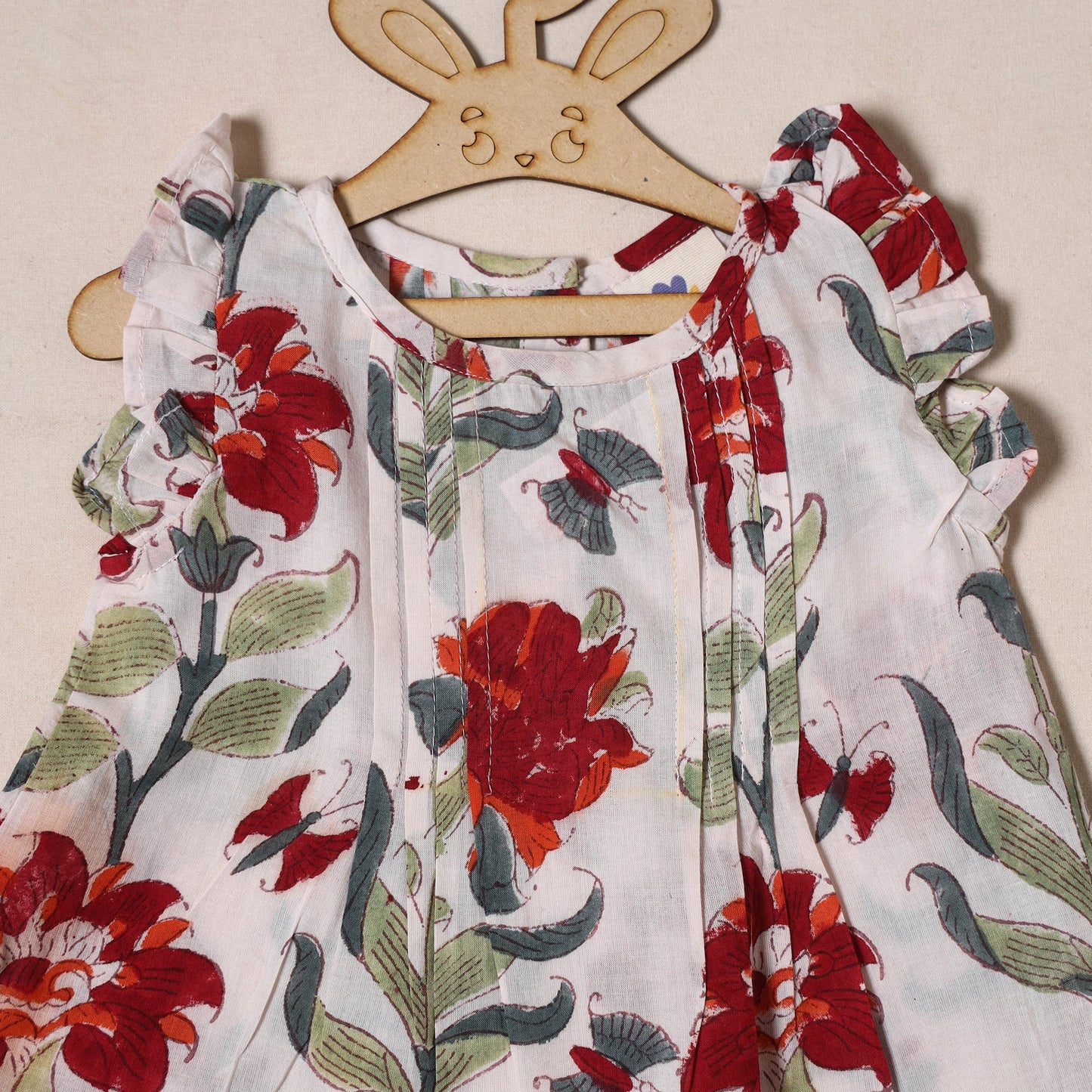 White - pure cotton baby girls floral top & shorts (6-12