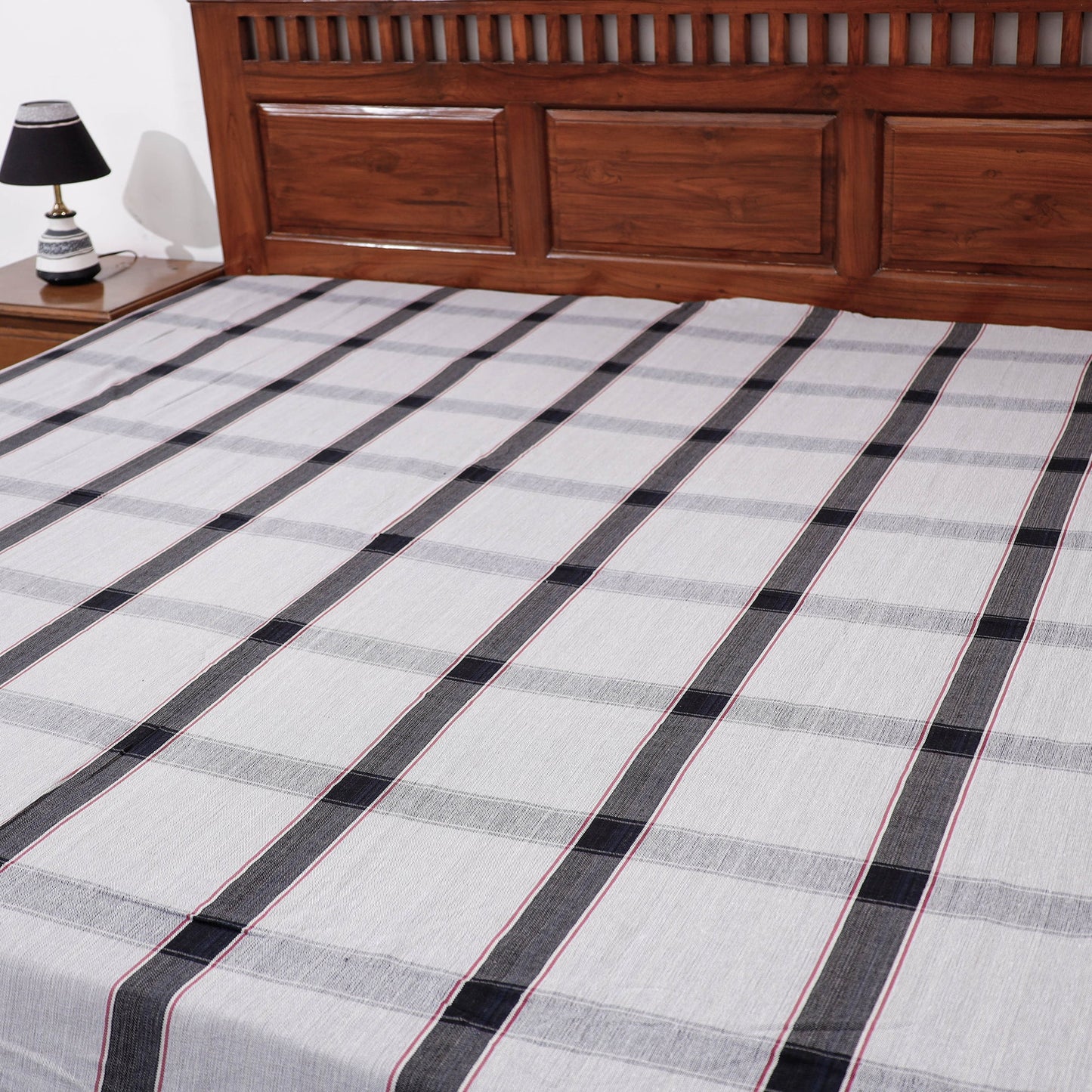 Buy Pure Handloom Cotton Double Bed Cover Online at iTokri.com