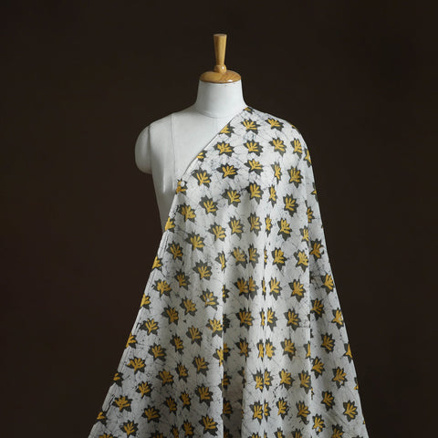 Pure mul cotton kutch hand block batik print fabric 13