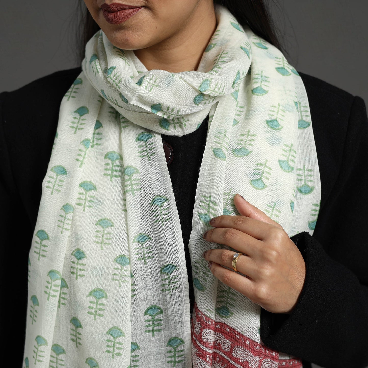 White - pure wool sanganeri stole 03 - handcrafted