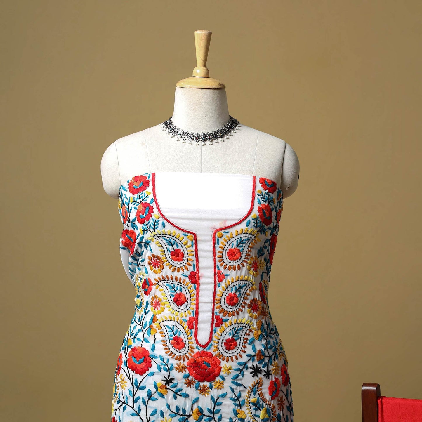 White - ranihati chapa work hand embroidery georgette 3pc