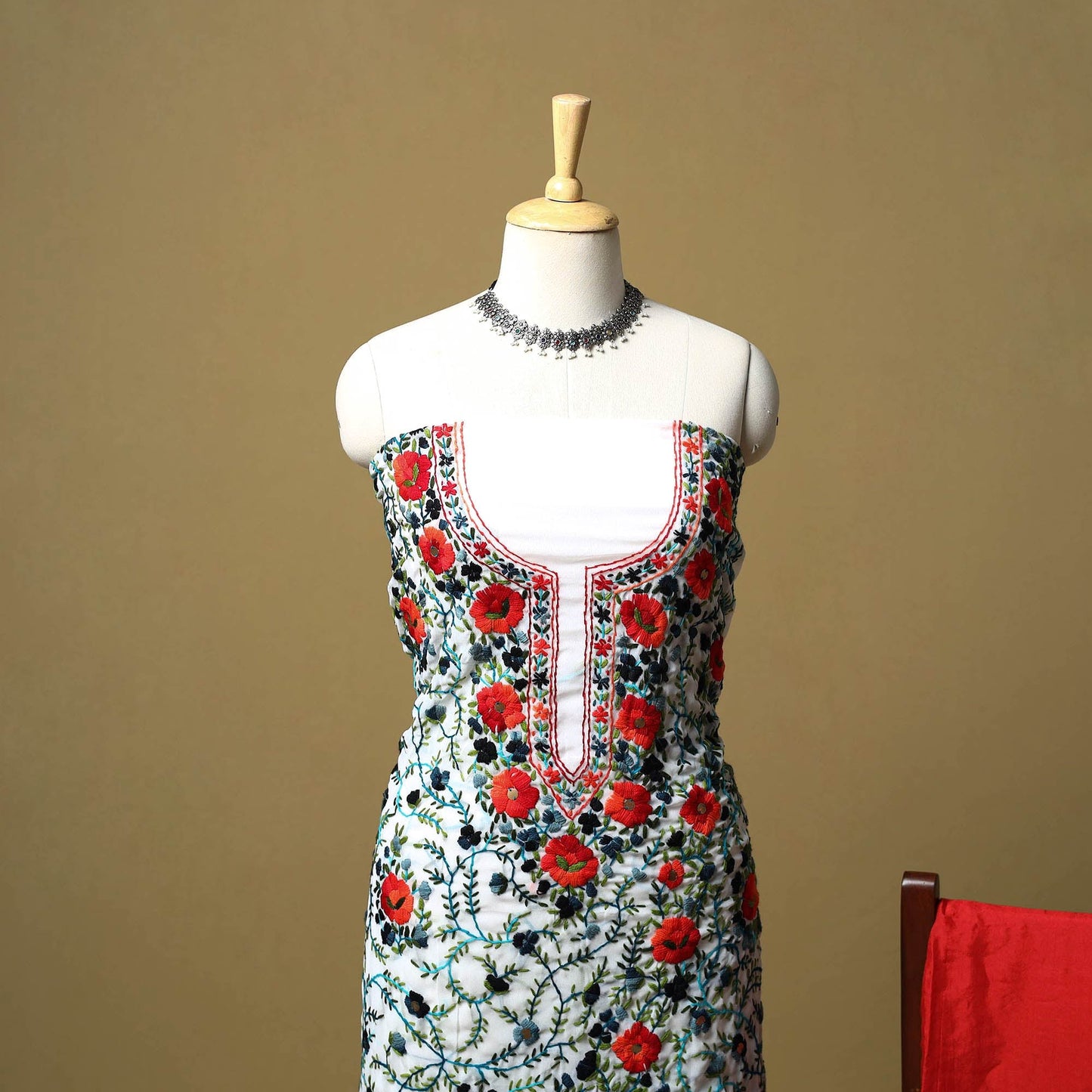 White - ranihati chapa work hand embroidery georgette 3pc