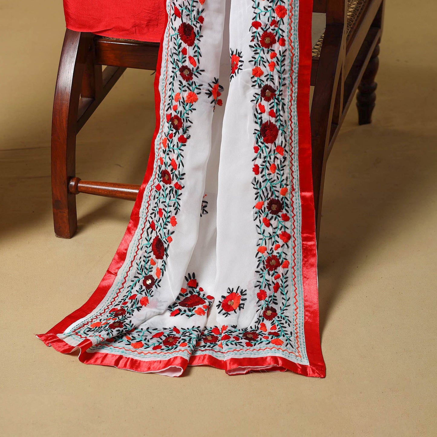 White - ranihati chapa work hand embroidery georgette 3pc