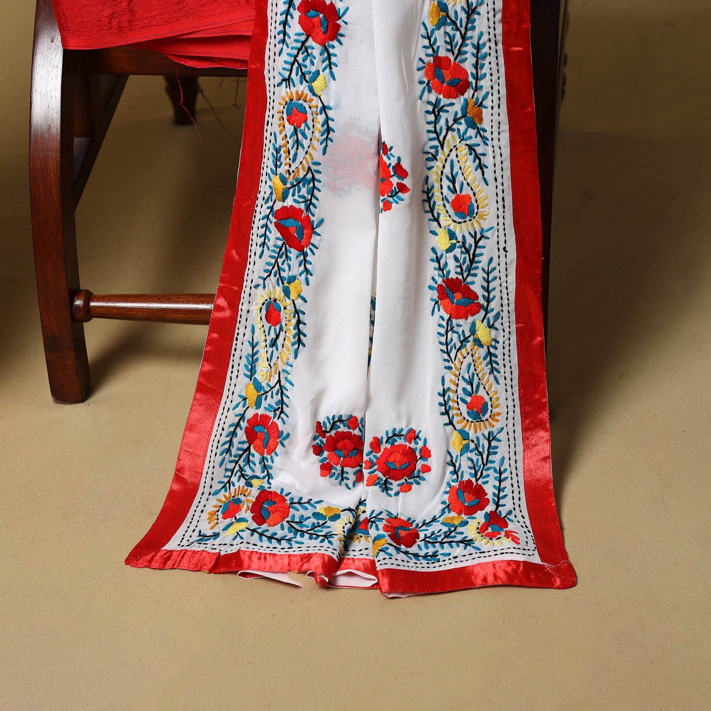 White - ranihati chapa work hand embroidery georgette 3pc