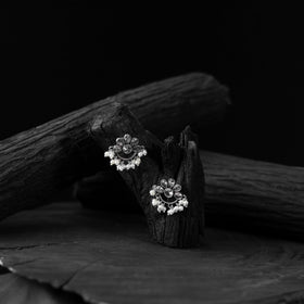 White - saanjh bela bloom oxidised earrings - handcrafted