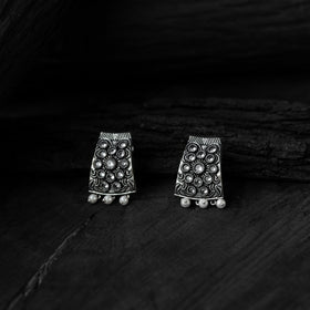 White - saanjh bela crystal floral oxidised necklace set