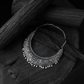 White - saanjh bela crystal floral oxidised necklace set