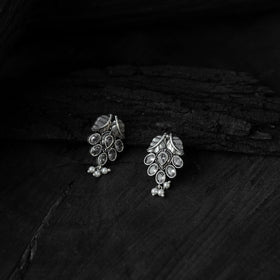 White - saanjh bela crystal leaves oxidised necklace set