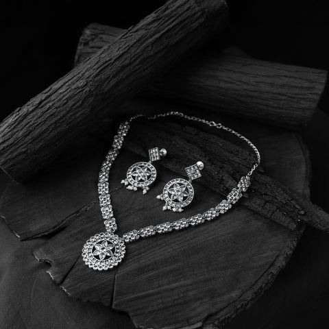 White - saanjh bela crystal lotus oxidised necklace set