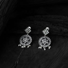 White - saanjh bela crystal lotus oxidised necklace set