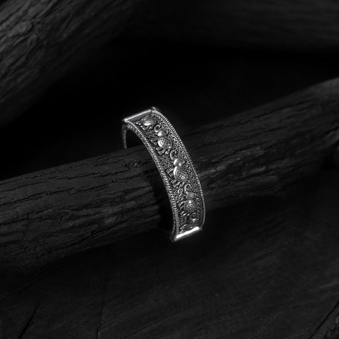 White - saanjh bela elephant oxidised bangle - handcrafted