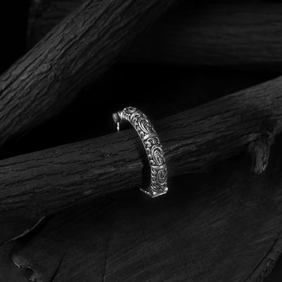 White - saanjh bela floral motif oxidised bangle