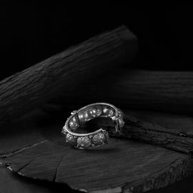 White - saanjh bela lotus oxidised bangle - handcrafted