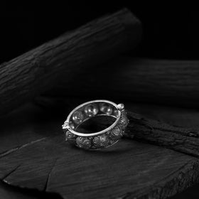 White - saanjh bela lotus oxidised bangle - handcrafted