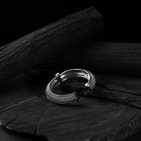 White - saanjh bela round oxidised bangle - handcrafted