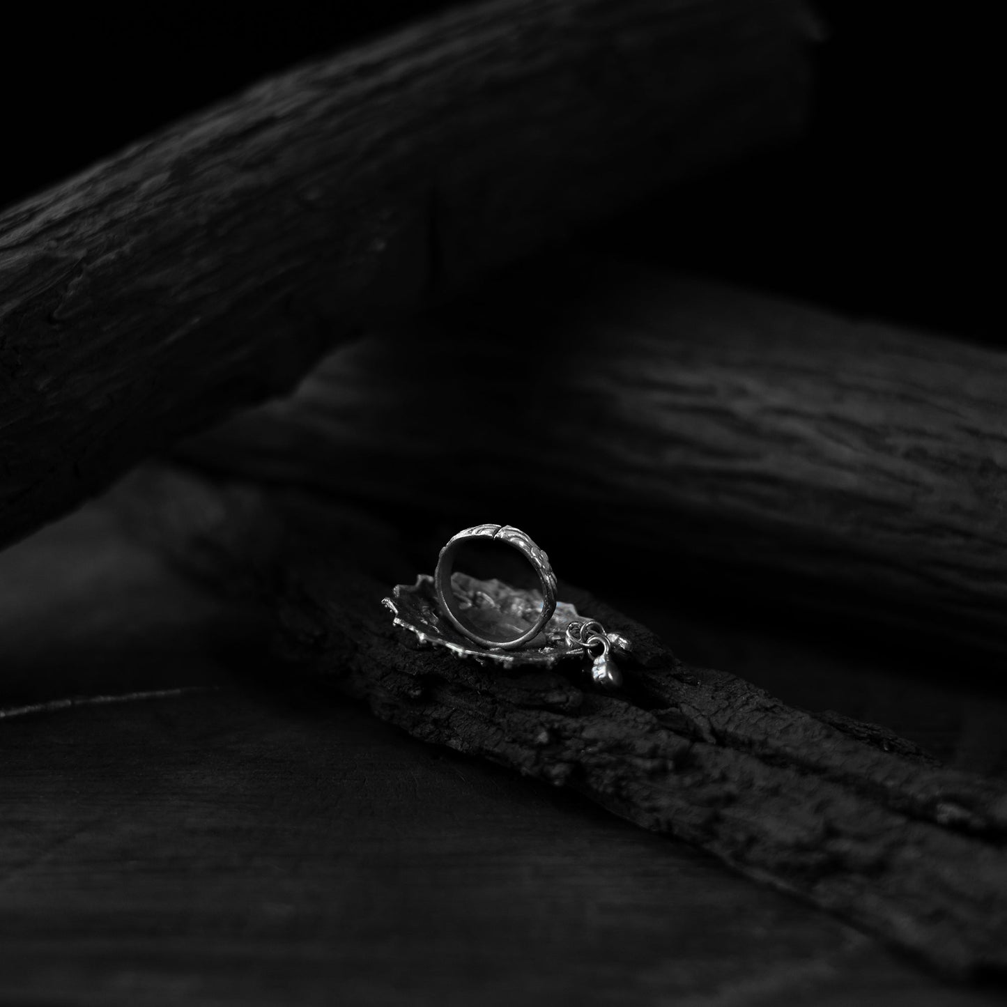 White - saanjh bela sun oxidised ring - handcrafted