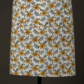 White - sanganeri cotton apron with pocket 02 - handcrafted