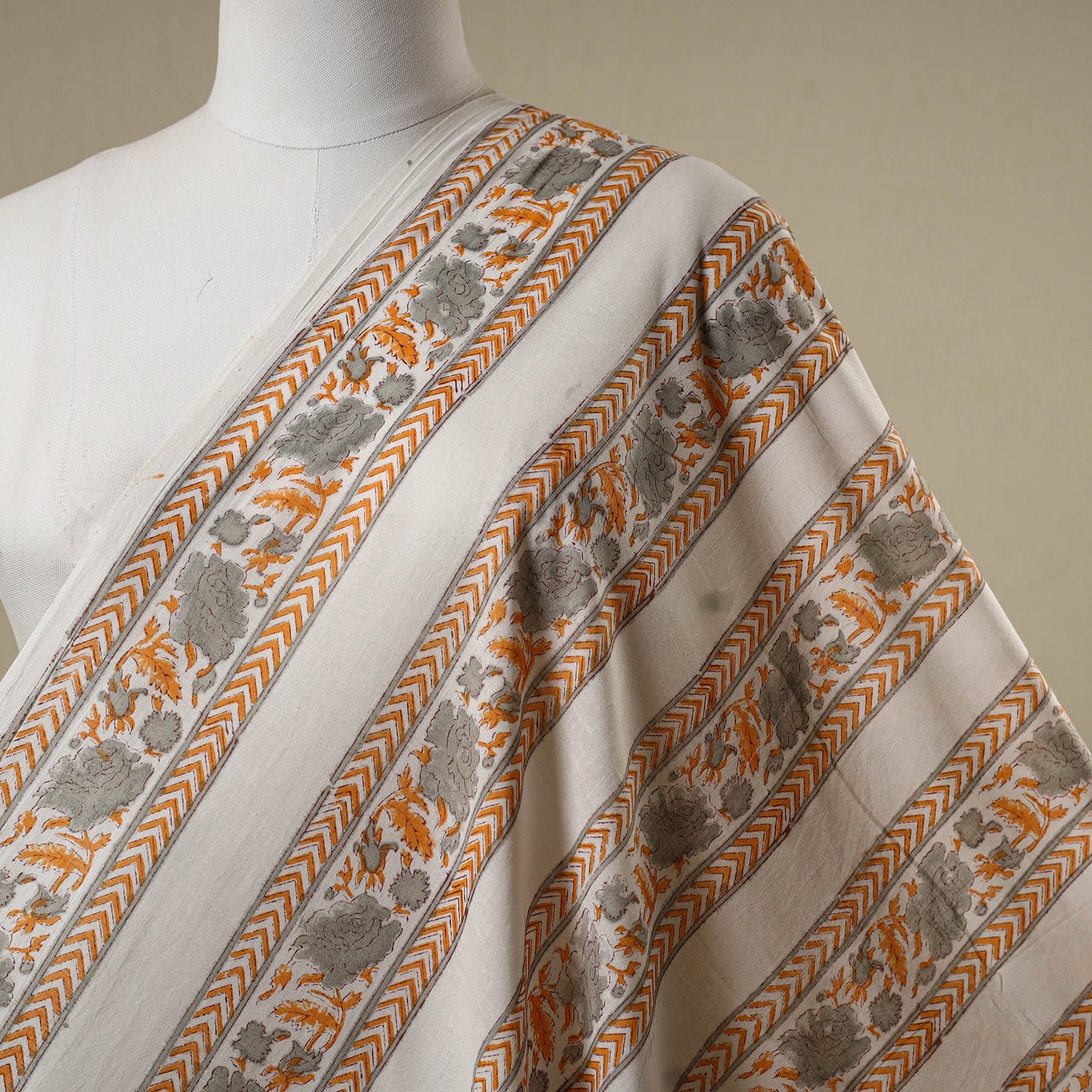 White - sanganeri cotton fabric 15 - handcrafted