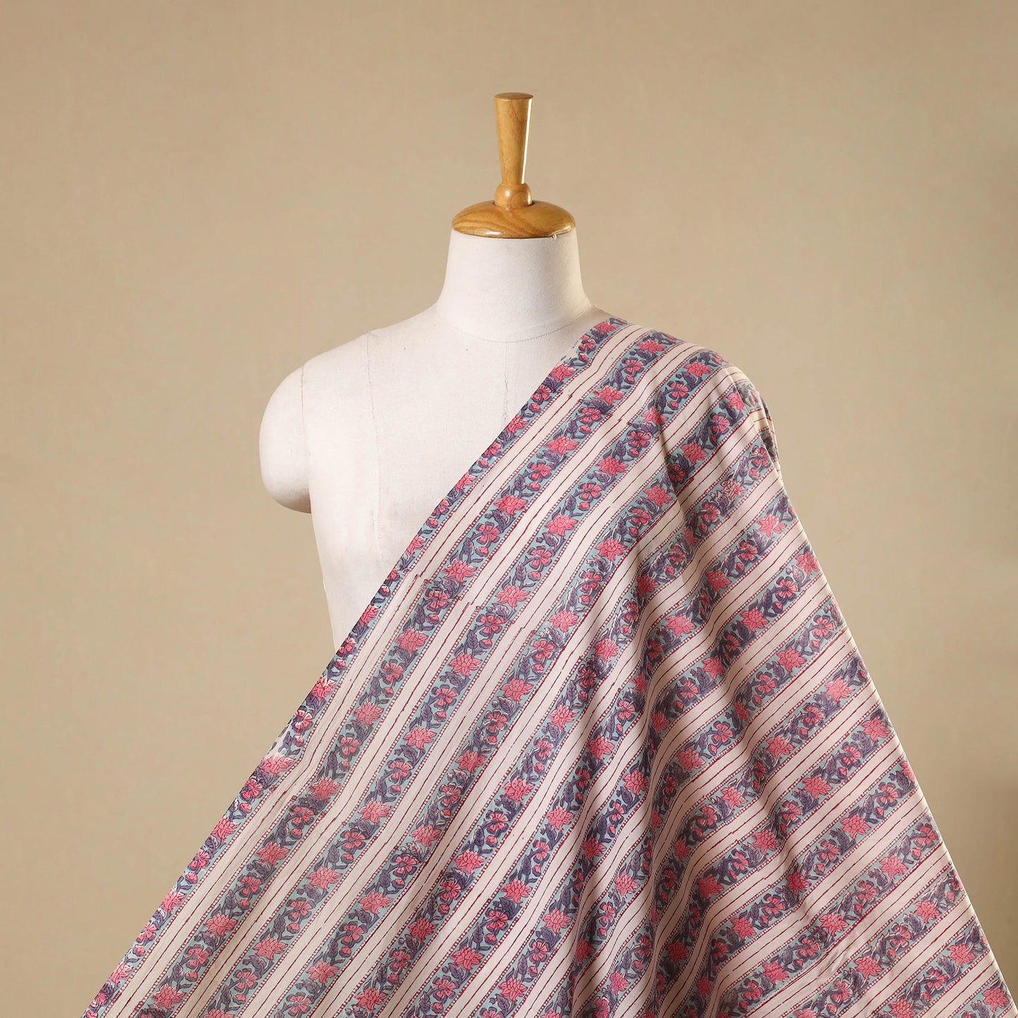 White - sanganeri cotton fabric 43 - handcrafted