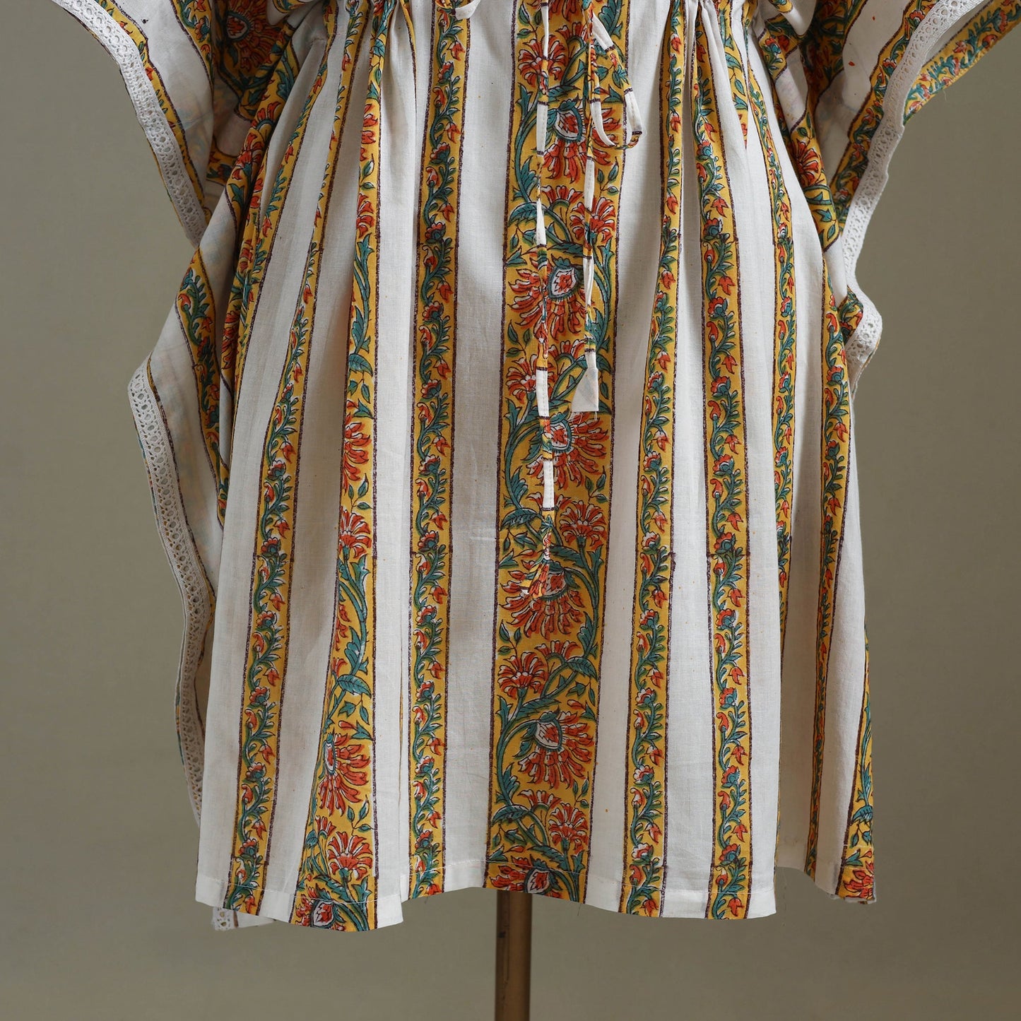 White Sanganeri Block Print Cotton Kaftan (Medium) 