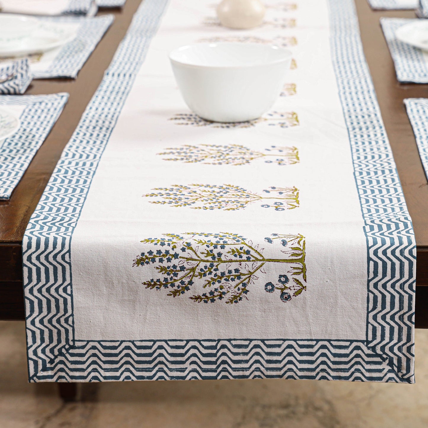 White Sanganeri Print Cotton Table Runner with Mats & Napkins