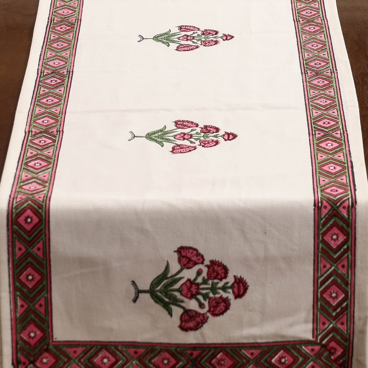 White Sanganeri Print Cotton Table Runner with Mats & Napkins