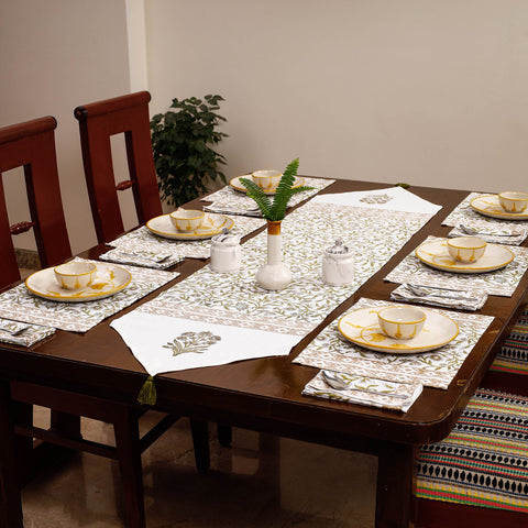 White Sanganeri Print Cotton Table Runner with Mats & Napkins