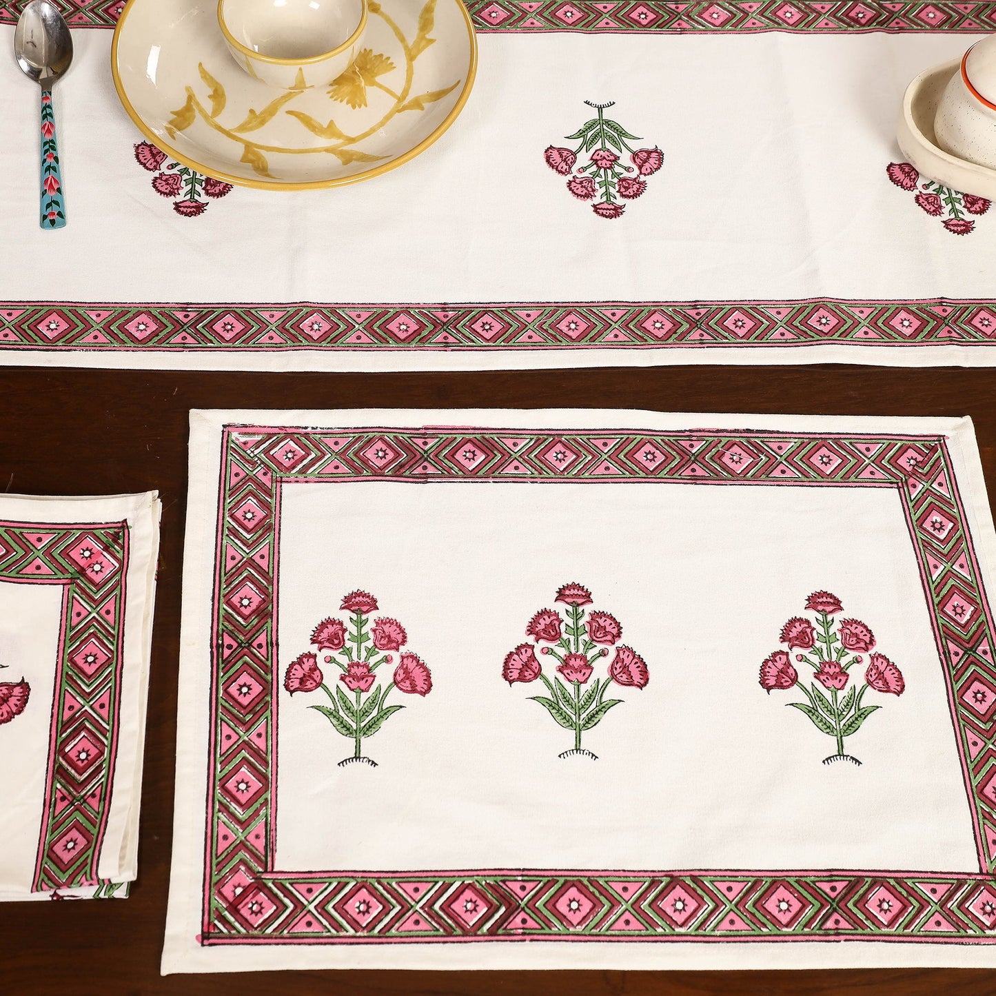 White Sanganeri Print Cotton Table Runner with Mats & Napkins