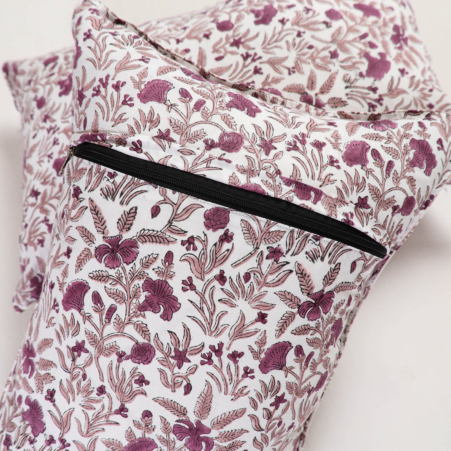 White - sanganeri pillow cover (set of 2) 25 - handcrafted