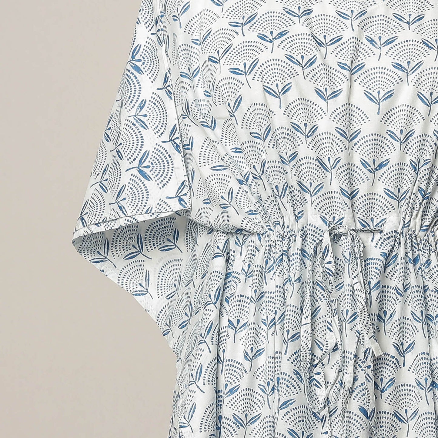 White - Sanganeri Printed Cotton Kaftan with Tie-Up Waist (Medium)