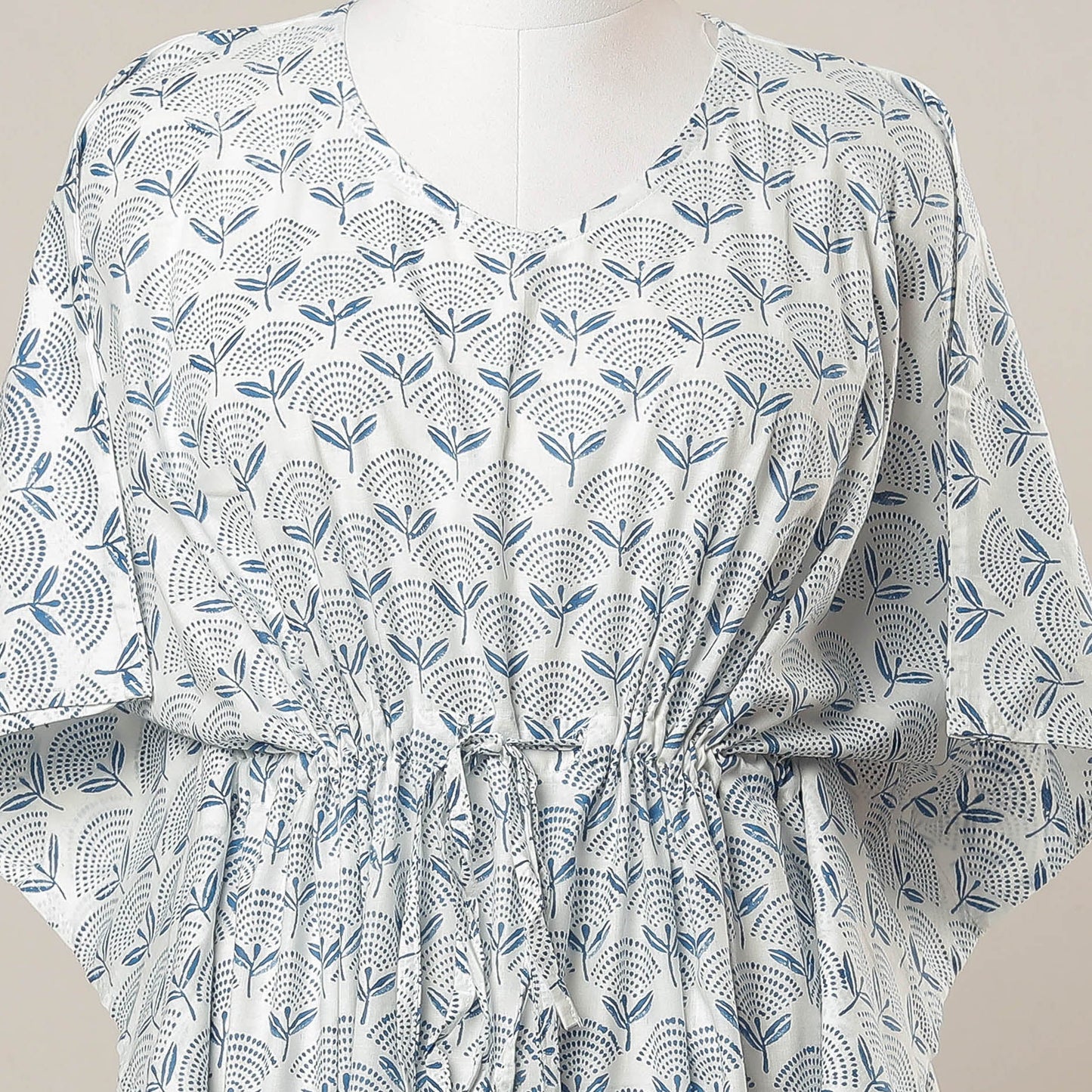 White - Sanganeri Printed Cotton Kaftan with Tie-Up Waist (Medium)