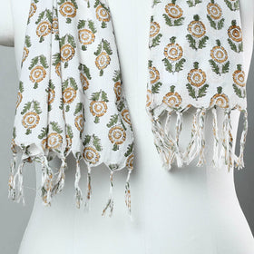 Buy Sanganeri Block Printed Cotton Stole with Tassels 146 Online at iTokri.com