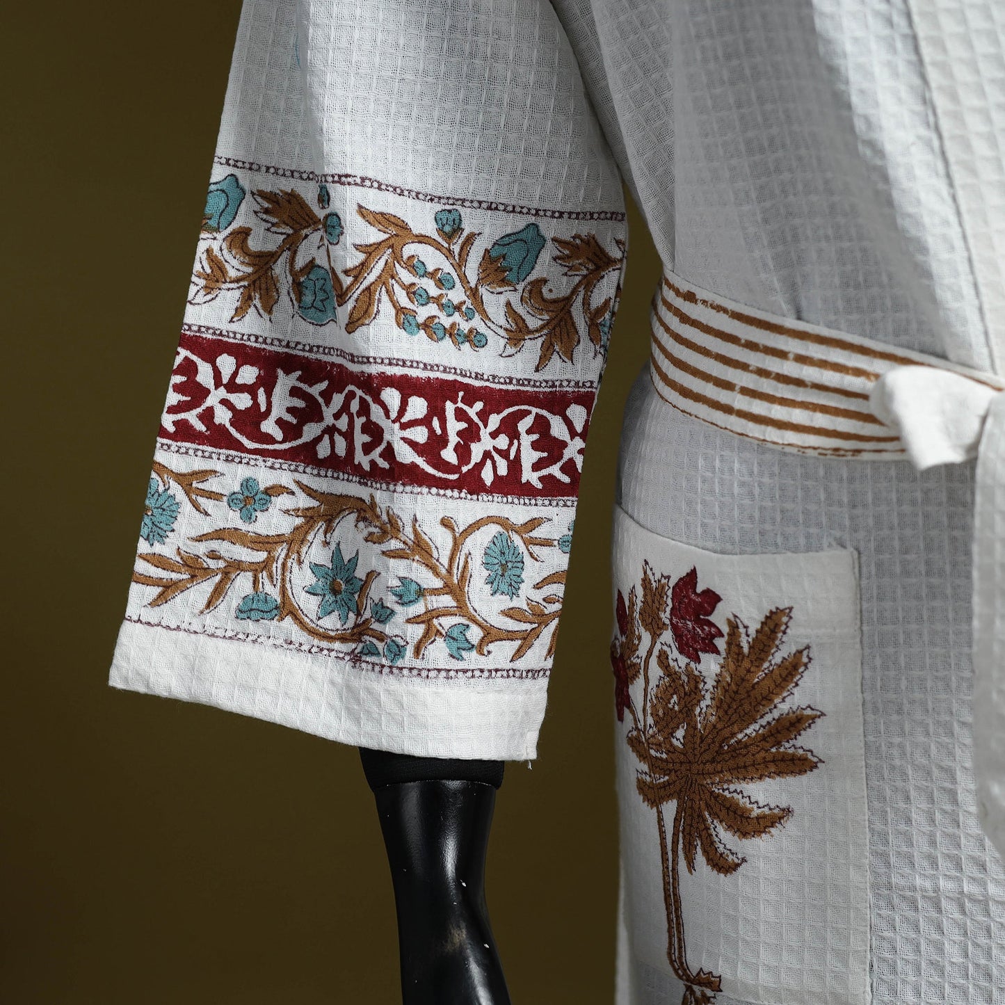 Sanganeri waffle weave handwoven bath robe 02 - handcrafted