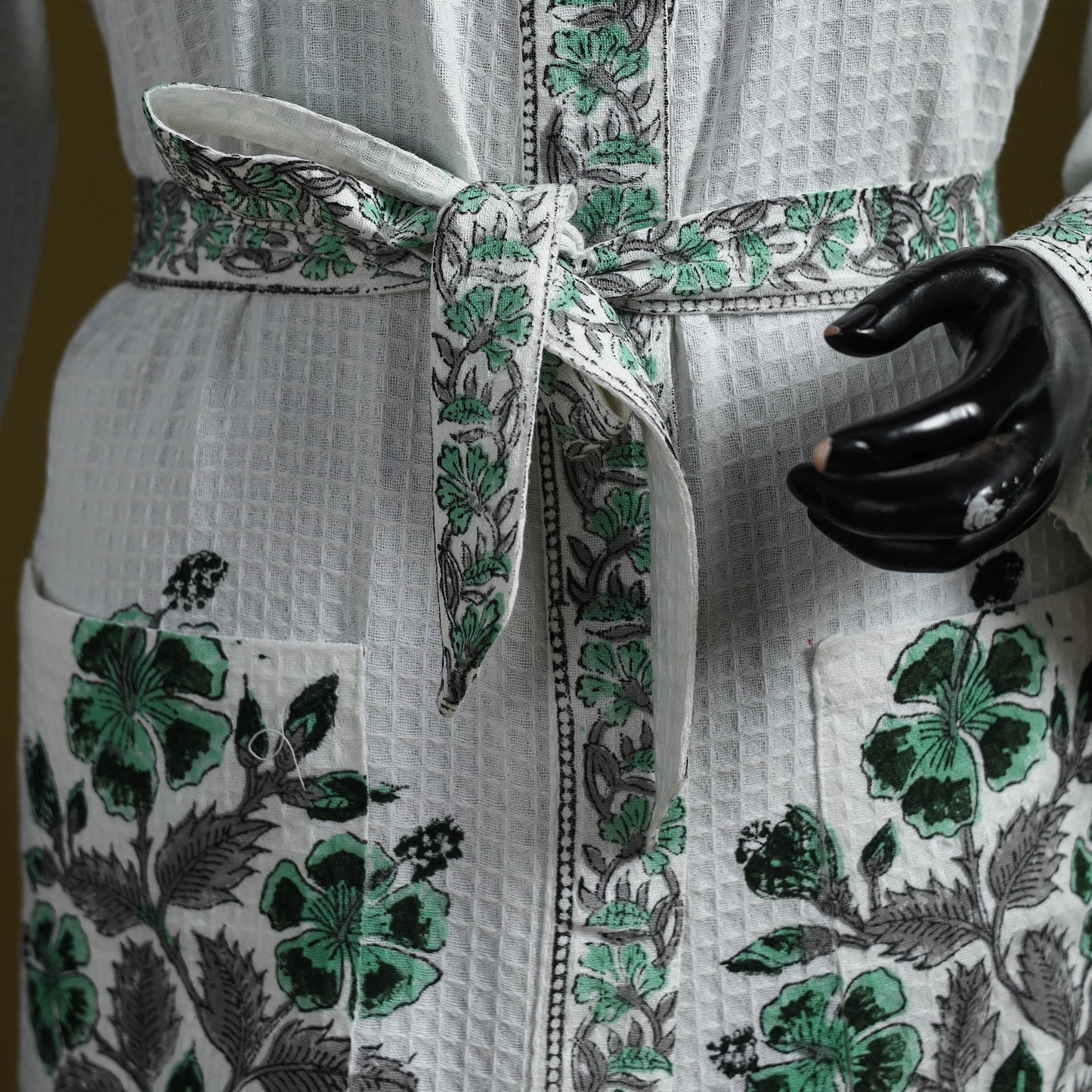 Sanganeri waffle weave handwoven bath robe 28 - handcrafted