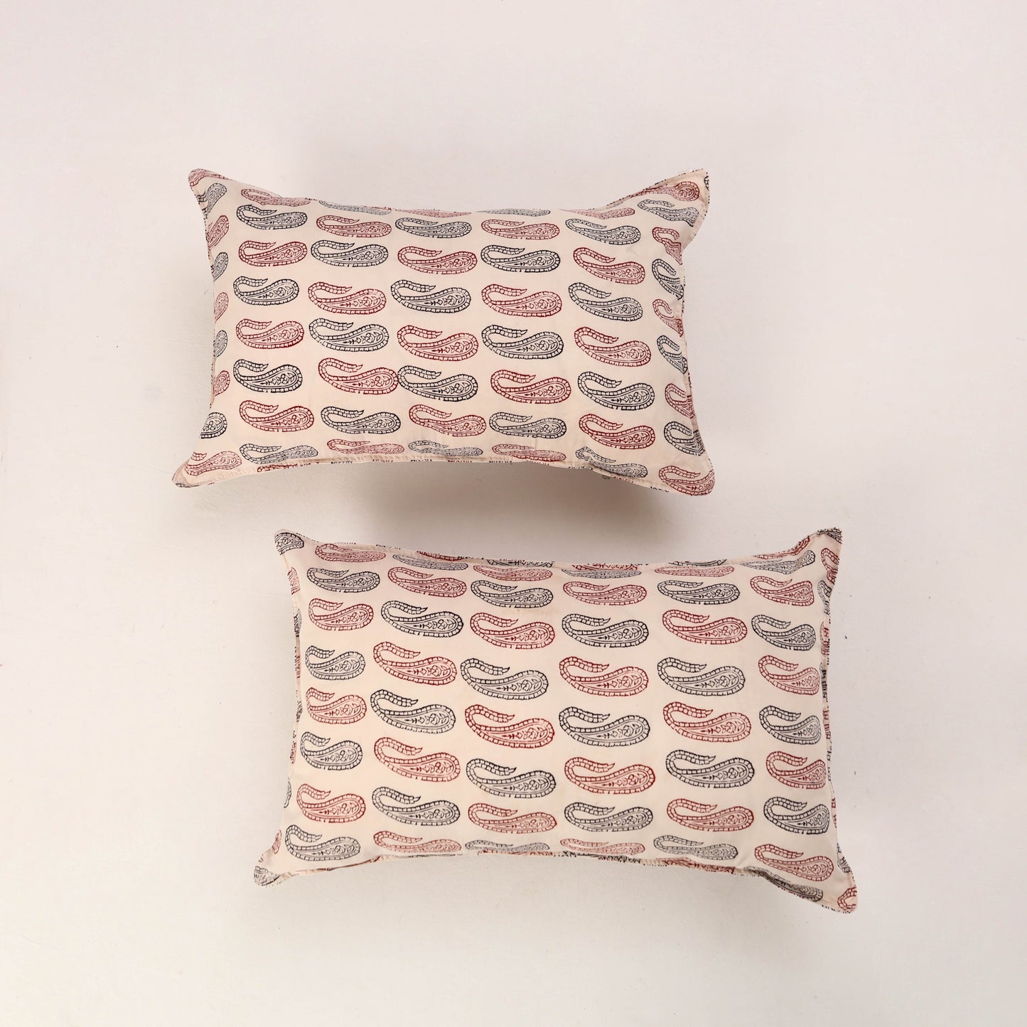 Off white - set of 2 bagh cotton pillow covers 22